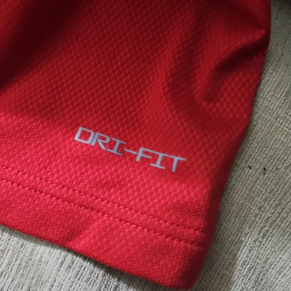 49ers Red Hoodie. Nike. NWT. High Quality Dri Fit Material. - Picture 3 of 9